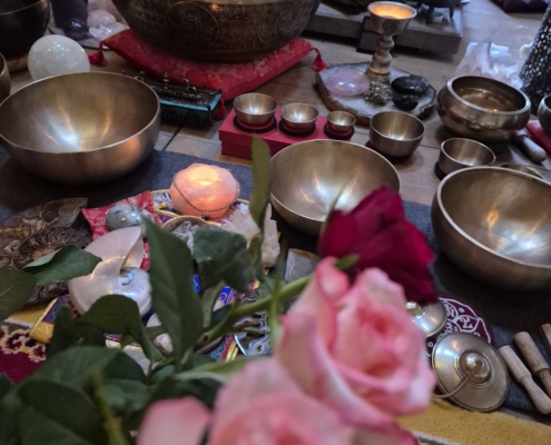 Soundhealing in Grote Yurt Teambuilding