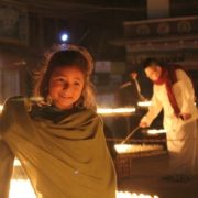Meisje bij Boudhanath