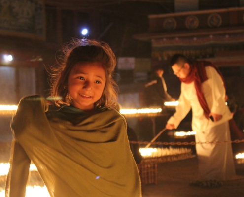 Meisje bij Boudhanath